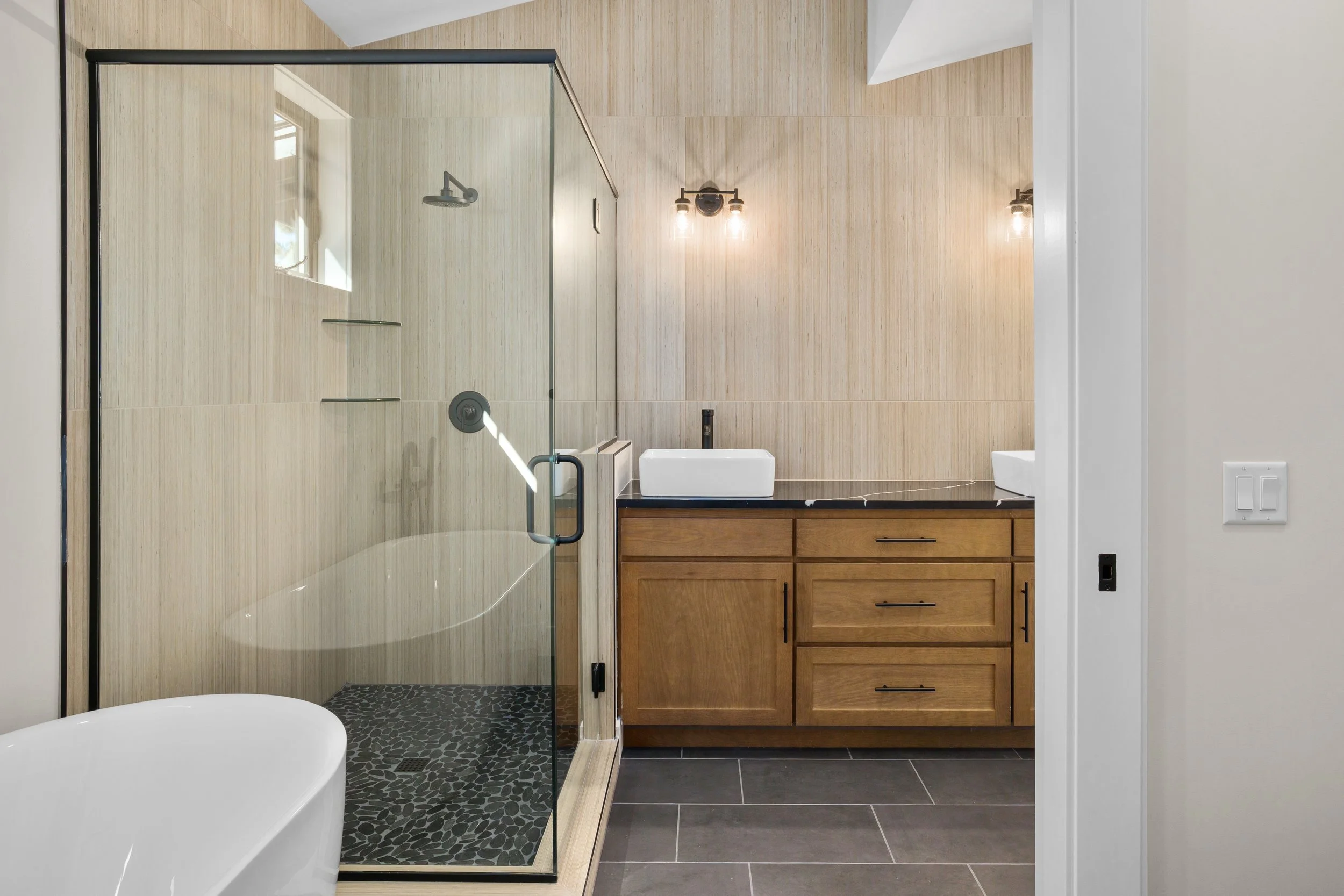 Copy+of+Copy+of+8I8A3342